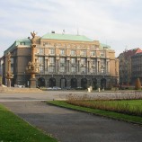 دانشگاه های مورد تایید وزارت علوم جمهوری چک
